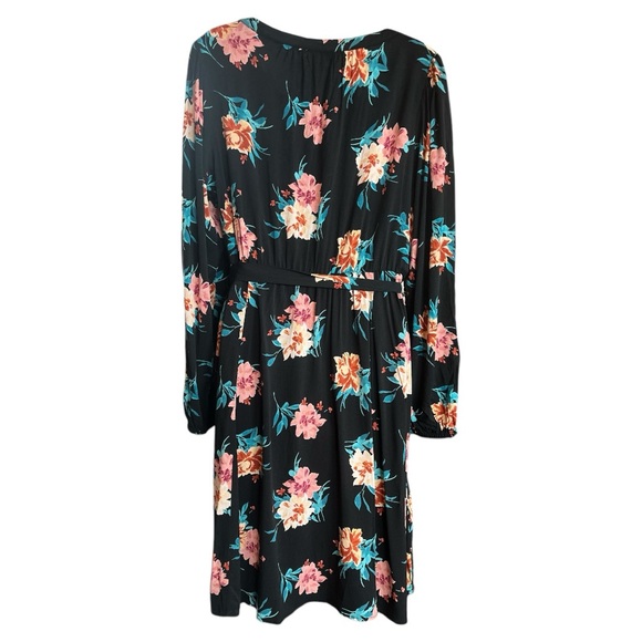 Torrid Mini Stretch Challis Aline Dress in Black and Florals Torrid size 0 US 12 - Picture 3 of 15